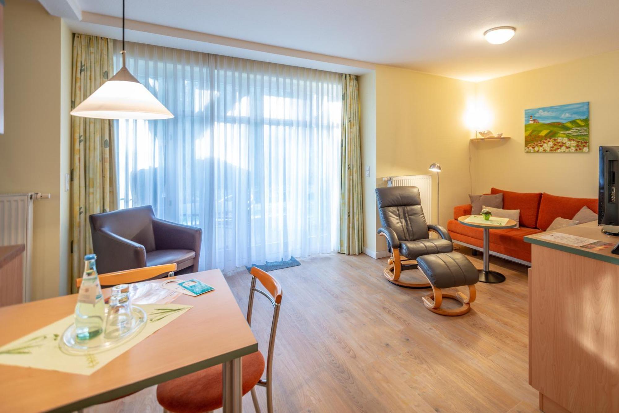 Am Weststrand Apartmenthaus Waldeck Ostseebad Kühlungsborn Exterior foto